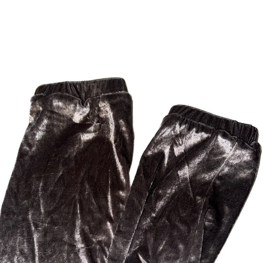 Zara Trafaluc Silver Velvet Jogger Pants Size Small‎